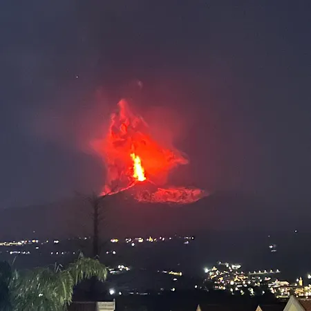 Casa Moderna Con Vista Etna E Mare Vicinissima